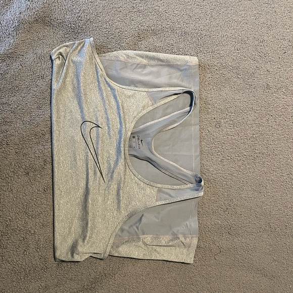 Nike DRI FIT Gray Workout Tank - Picture 3 of 4